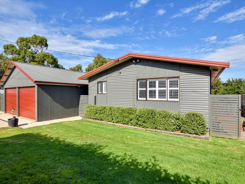 11 Stabback Street, Millthorpe, NSW 2798 Property Details
