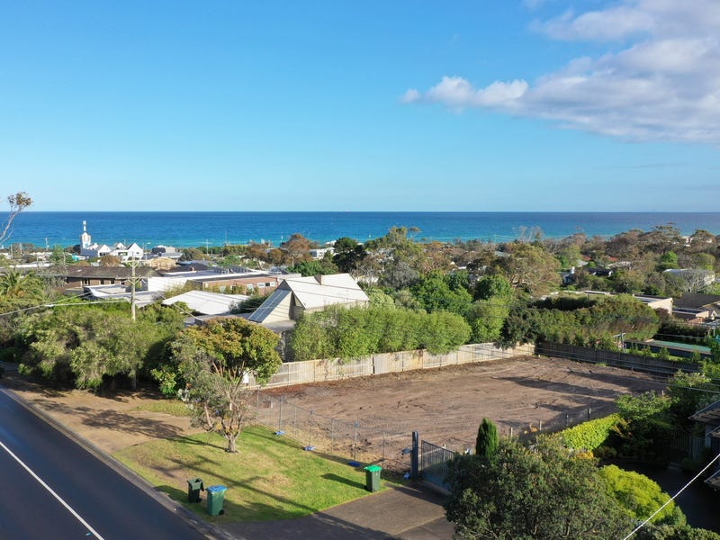37 Bay Road, Mount Martha, VIC 3934