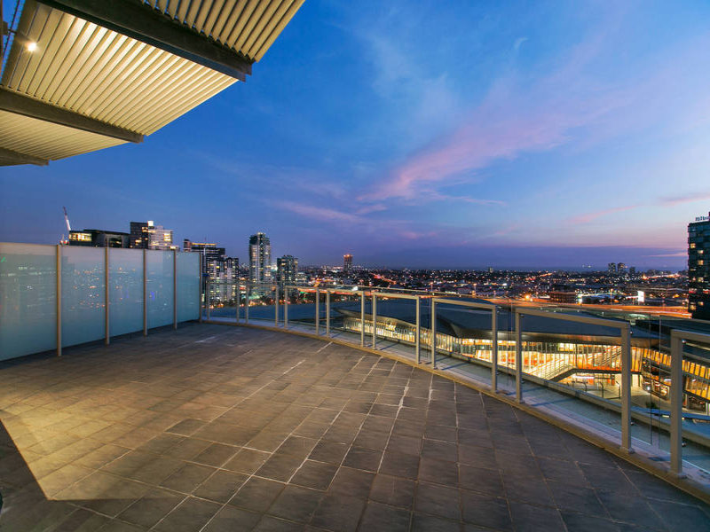 1807/60 Siddeley Street, Docklands, Vic 3008 Property Details