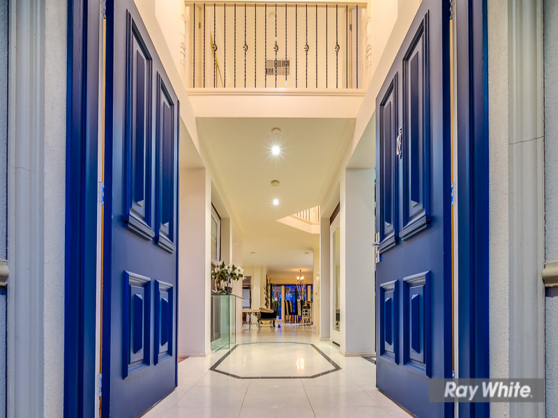 4 St James Wood Drive, Tarneit, Vic 3029 Property Details