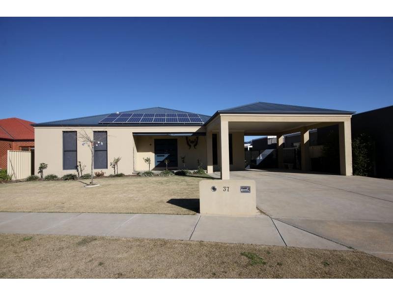 37 Cambridge Drive, Wangaratta, VIC 3677