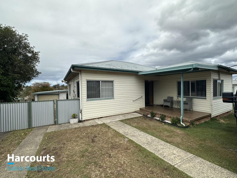 34 Edinburgh Drive, Taree, NSW 2430 - realestate.com.au