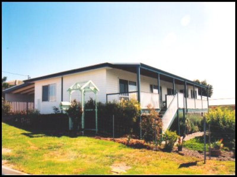 18 Premier Circle, Spencer Park, WA 6330