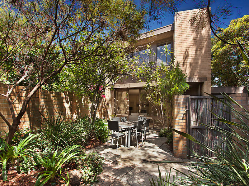 5/20 Yarra Grove, Hawthorn, Vic 3122 - Property Details