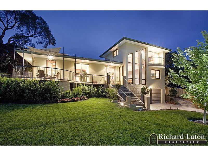 4 Selwyn Street, Hackett, ACT 2602 Property Details