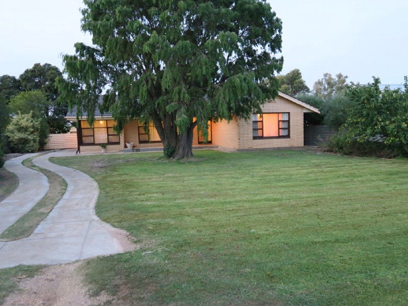 32 Osmond Street, Maitland, SA 5573