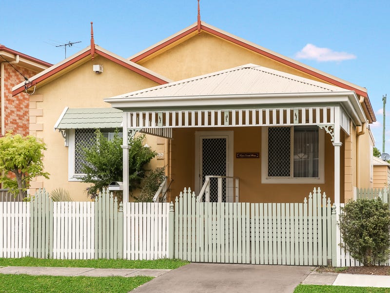 99 Macquarie Street, Mayfield, NSW 2304