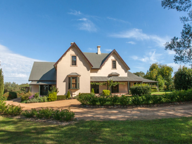 226 Darbys Falls Road, Cowra, NSW 2794