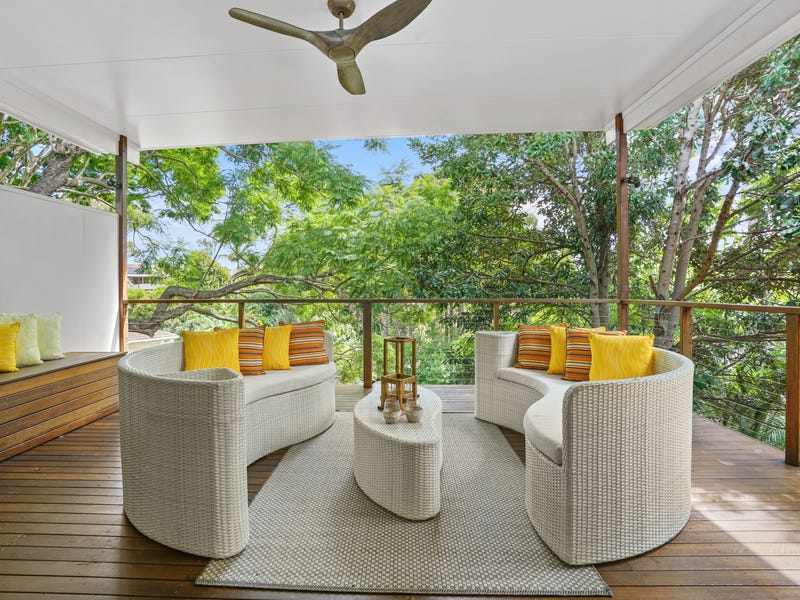 14 HILLVIEW PARADE, Ashmore, Qld 4214 House for Sale