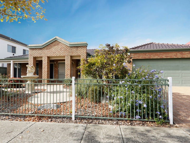 30 Moondarra Drive, Berwick, VIC 3806