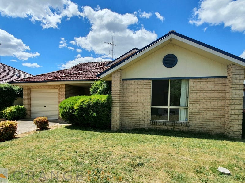 4 Roselawn Drive, Orange, NSW 2800