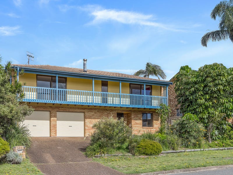 77 Pacific Drive, Fingal Bay, NSW 2315