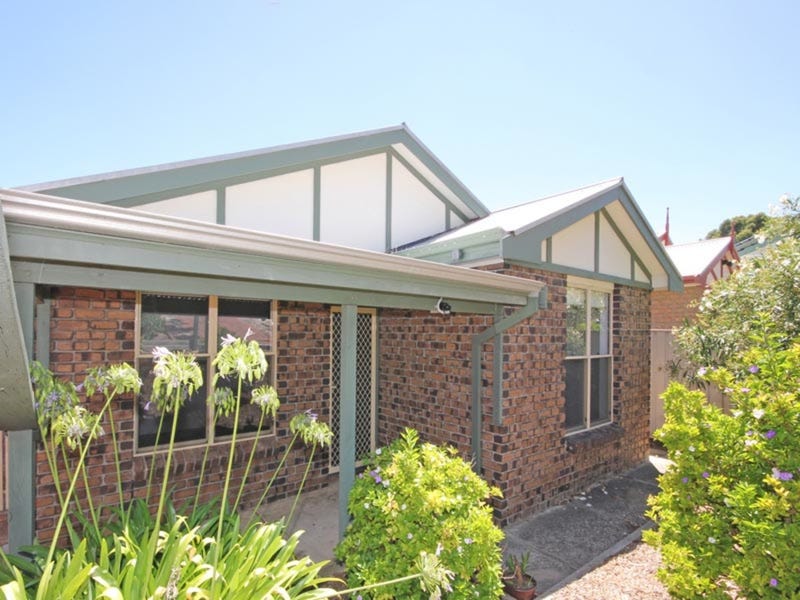 39 Glenloth Drive, Happy Valley, SA 5159