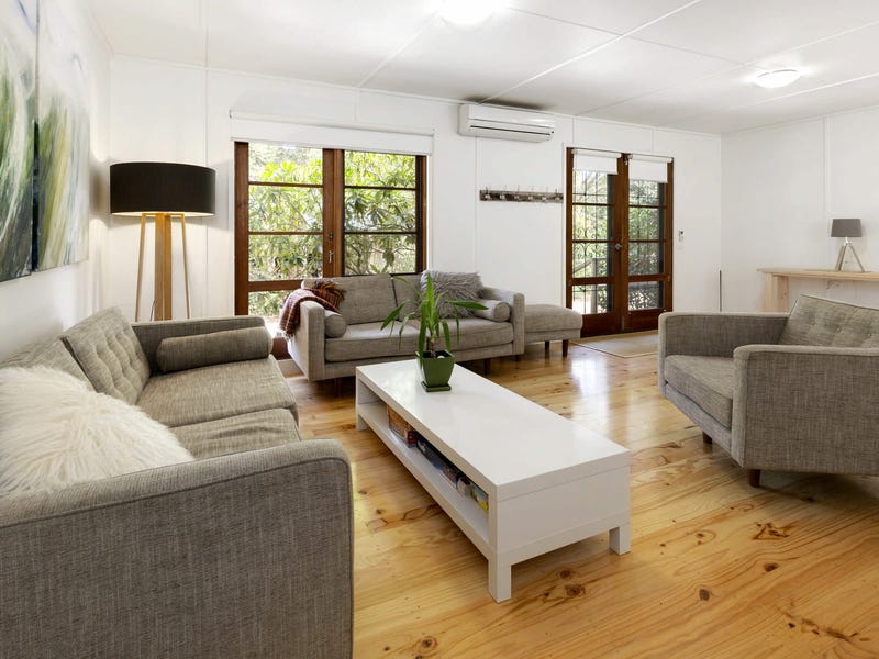 10 Beach Hill Avenue, Somers, Vic 3927 Property Details