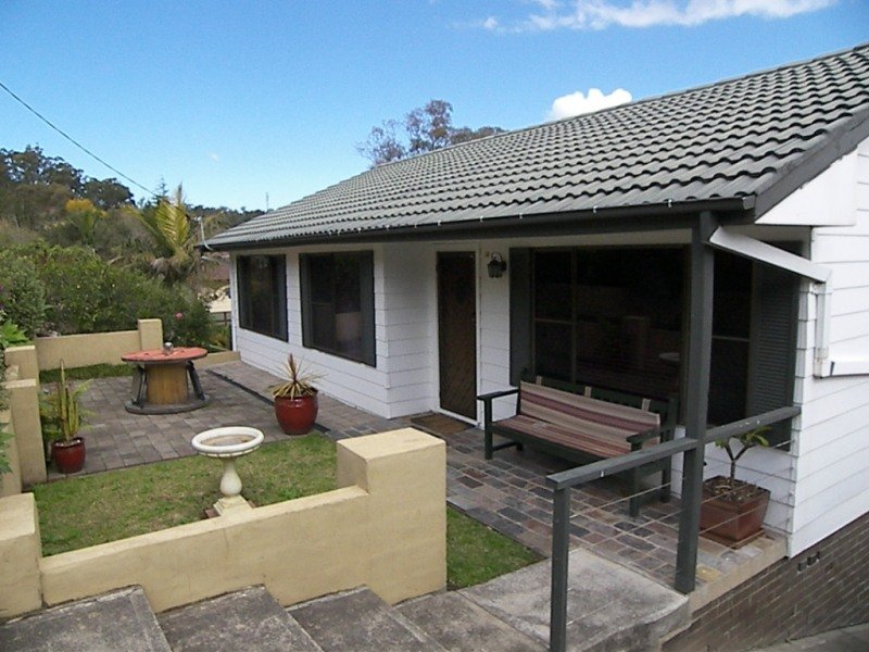 16 Bright Parade, Dapto, NSW 2530 Property Details