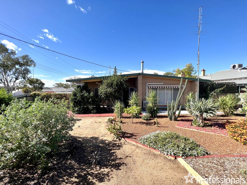 1 Burgoyne Street, Northam, WA 6401 House for Sale