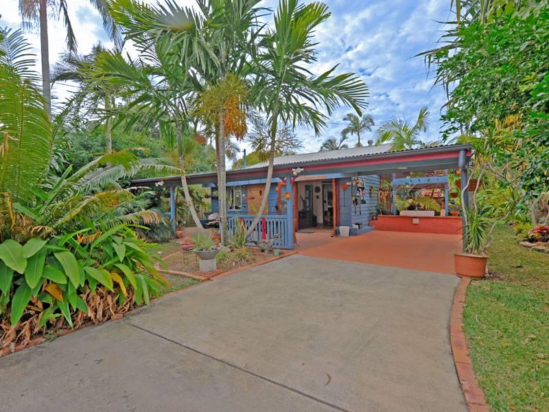 36 Henderson Road, Deagon, Qld 4017 Property Details