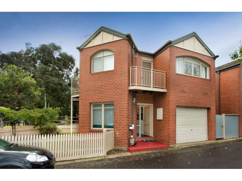 34 Coopers Lane, Kensington, Vic 3031 Property Details