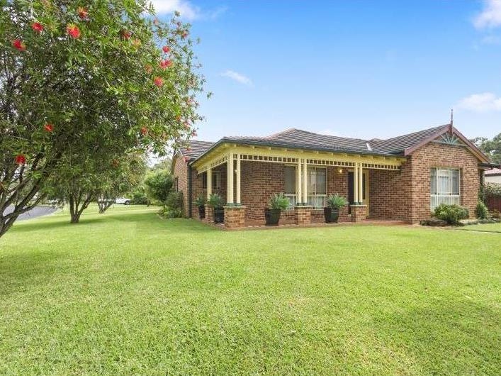 13 Finch Place, Sussex Inlet, NSW 2540