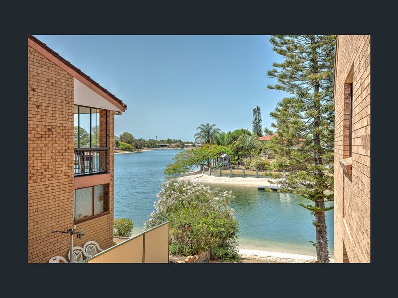 4/49 Karbunya Street, Mermaid Waters, QLD 4218