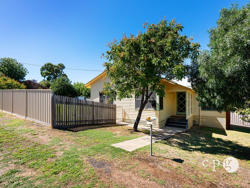 Real Estate & Property for Sale in Castlemaine, VIC 3450 realestate