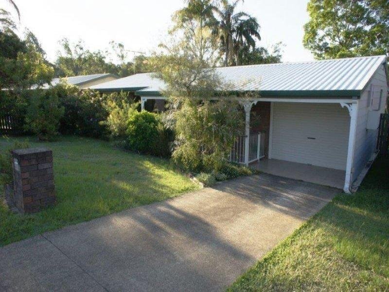 8 Jolly Cres, Beerwah, QLD 4519