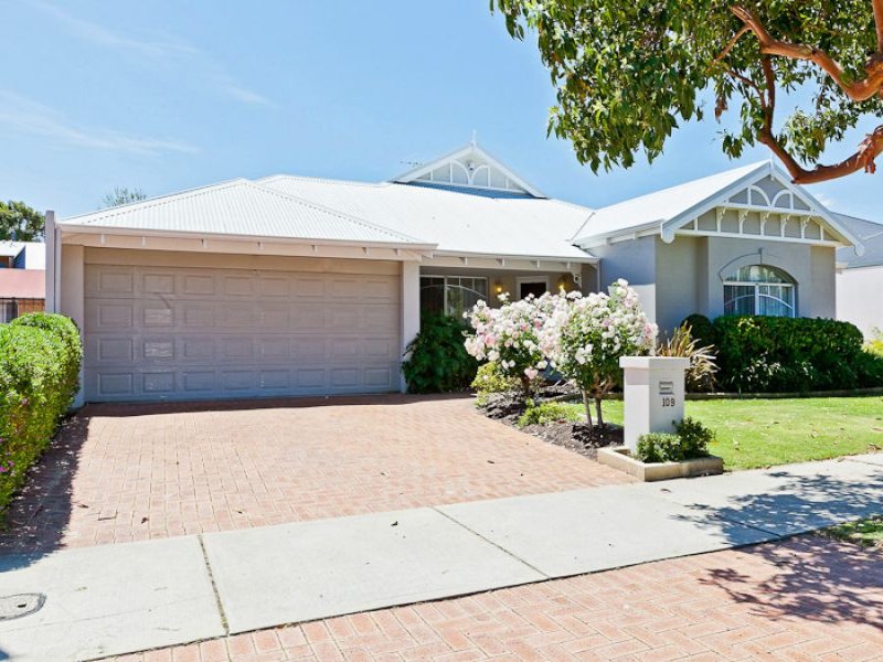 109 Kitchener Road, Alfred Cove, WA 6154