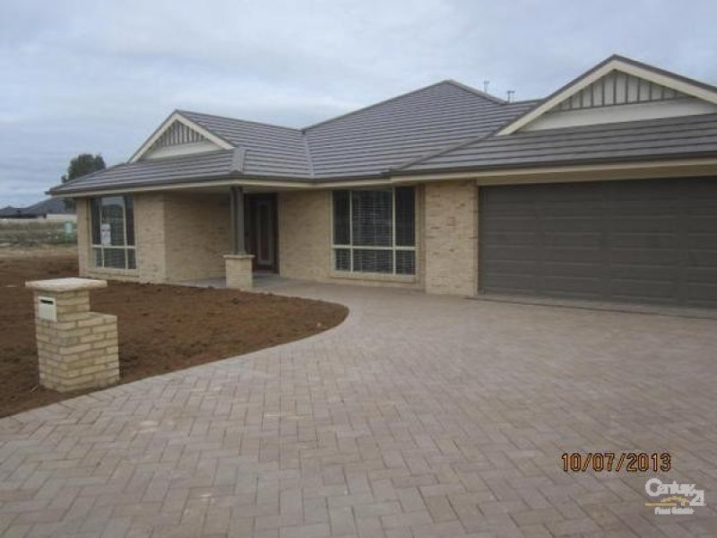 9 Buckland Drive, Orange, NSW 2800