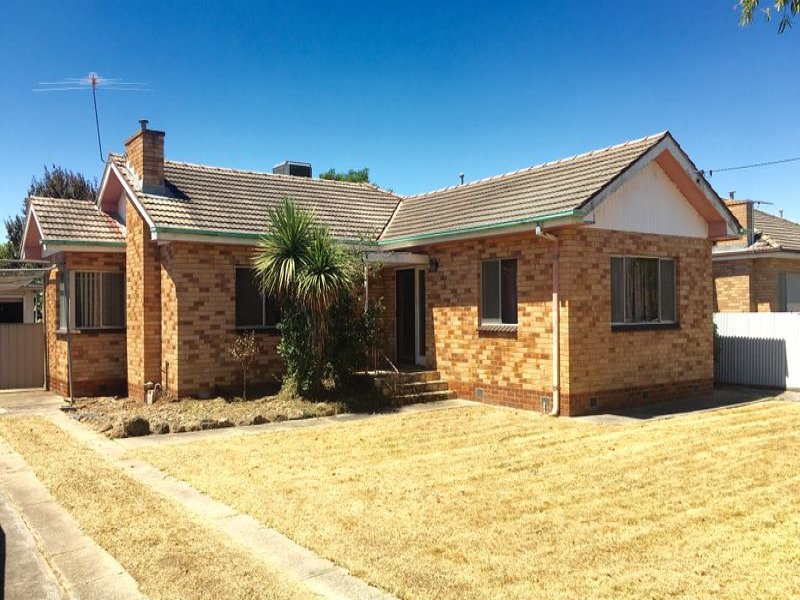 144 Plover Street, Albury, NSW 2640 Property Details