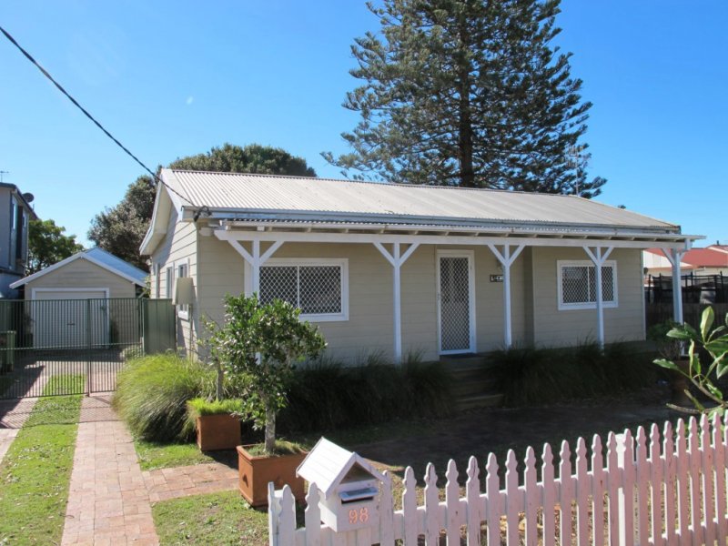 98 Stella Street, Long Jetty, NSW 2261