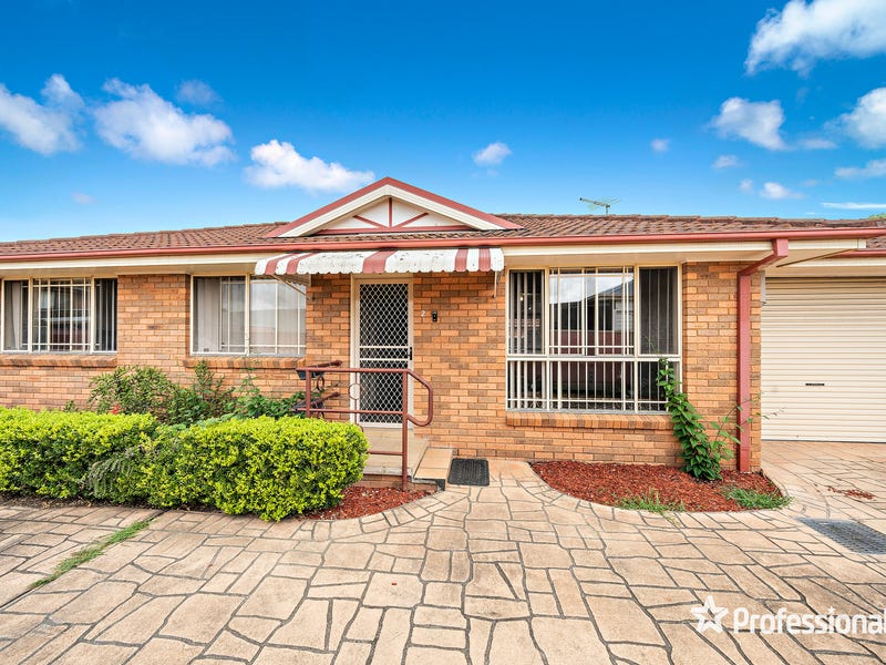2/114 Gibson Avenue, Padstow, NSW 2211 Property Details