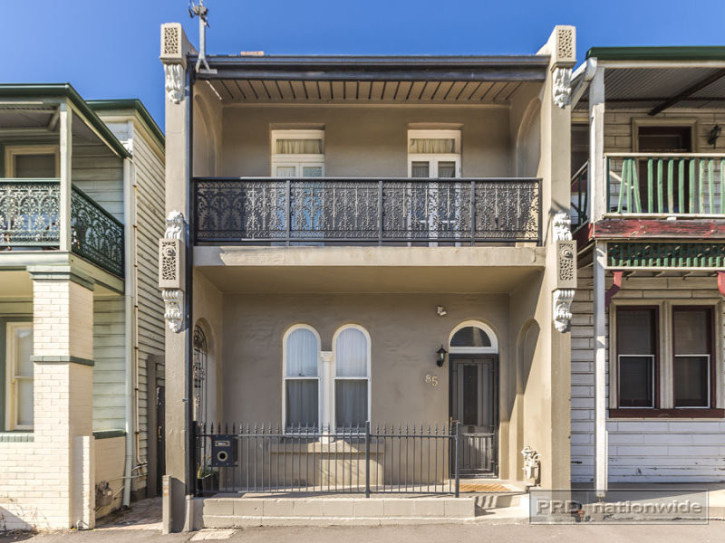 85 Railway Street, Cooks Hill, NSW