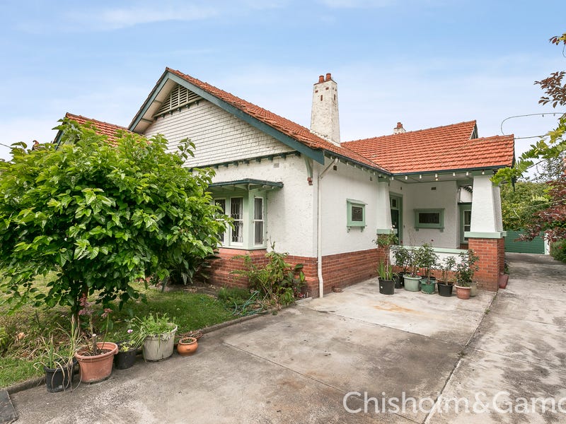 121 Ruskin Street, Elwood, Vic 3184 House for Sale