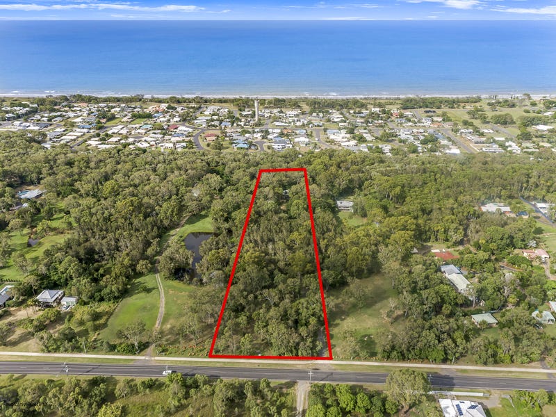 190 Murdochs Road, Moore Park Beach, QLD 4670