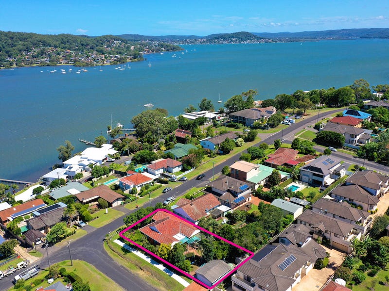 40 Caroline Street, East Gosford, NSW 2250 House for Sale