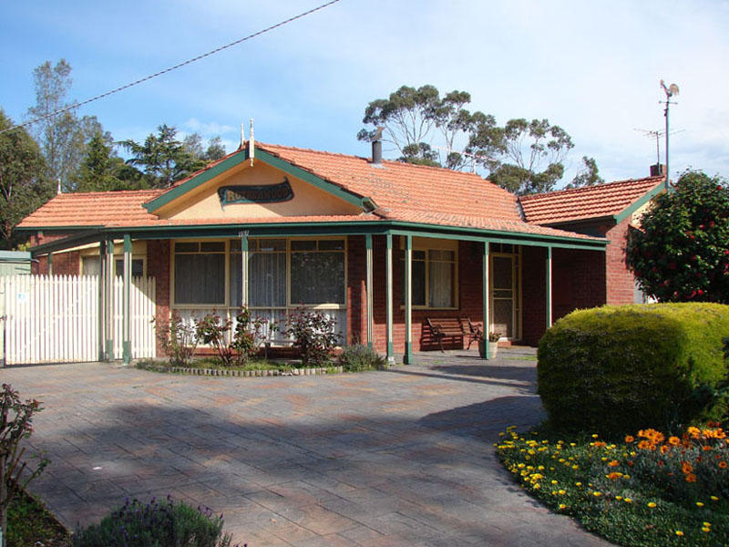 151 Whitelaw Street, Meeniyan, Vic 3956 Property Details