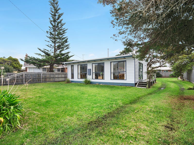 22 Bellarine Highway, Queenscliff, Vic 3225 Property Details
