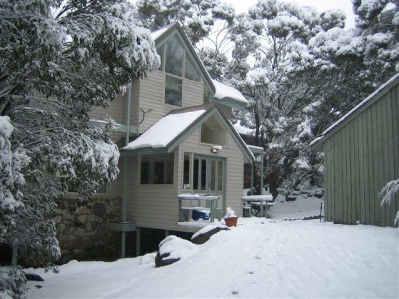 2 Merritts Lodge Woodridge, Thredbo, NSW 2625 Property Details
