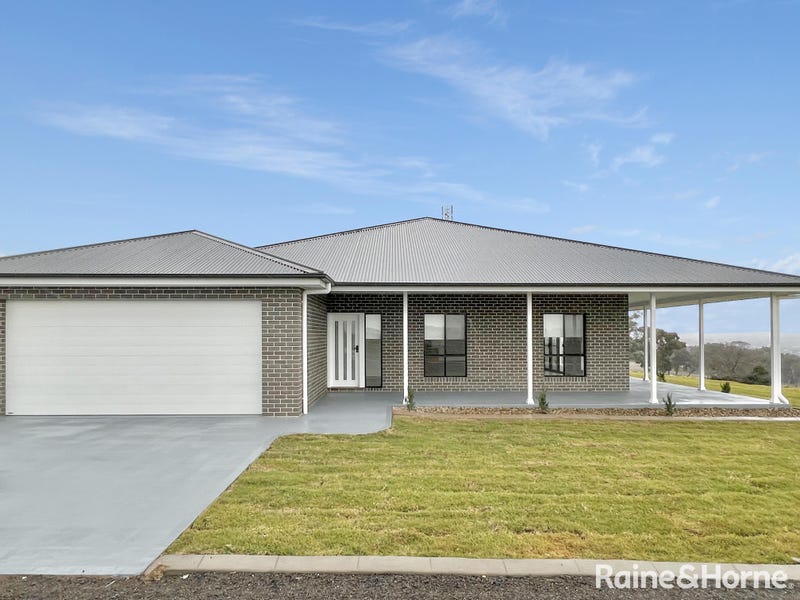 23 Crowe Road, Young, NSW 2594