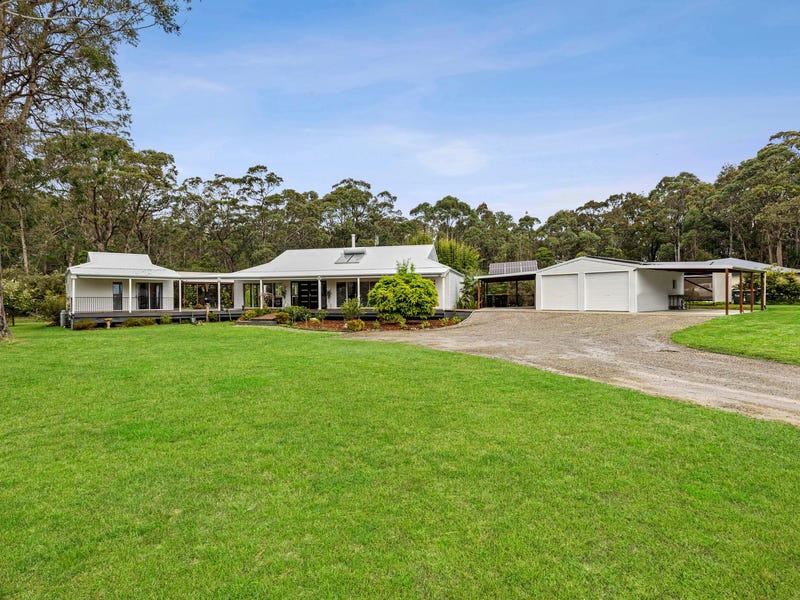 4 The Inlet, Mossy Point, NSW 2537