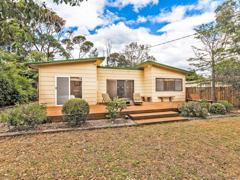 33 Beach Road, St Leonards, VIC 3223