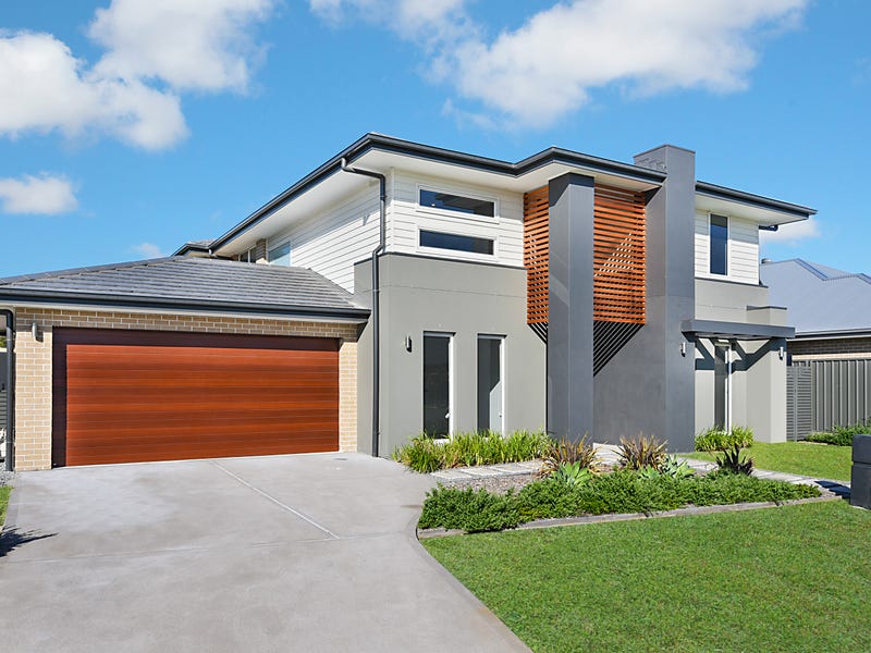 16 Plover Street, Fern Bay, NSW 2295