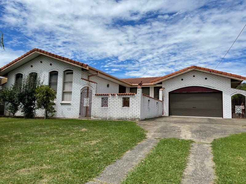 90 Winton Street, Tumbarumba, NSW 2653