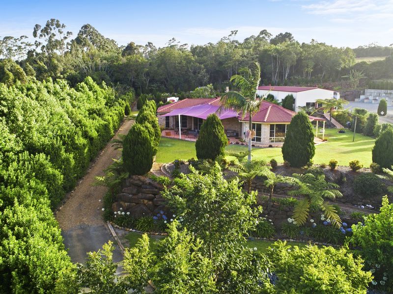 4 Bedroom Houses for Sale in Tamborine Mountain, QLD 4272 Pg. 2