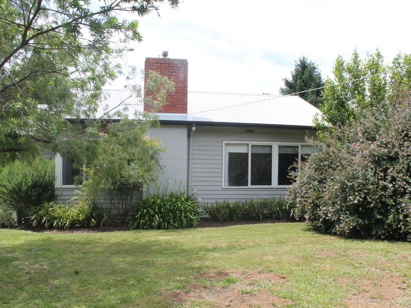 14 Centre Avenue, Warragul, VIC 3820