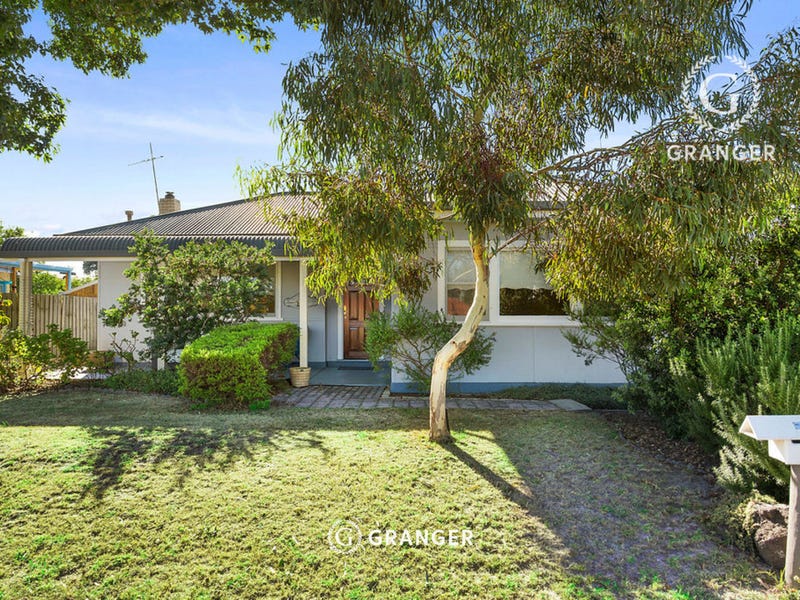 11 Ocean Street, Rosebud, Vic 3939 Property Details