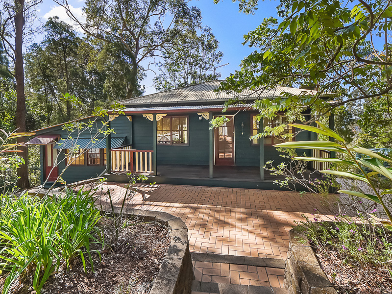 1882 Mount Nebo Road, Mount Nebo, QLD 4520