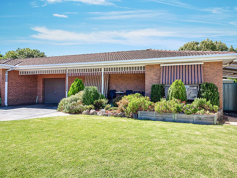 2/470 Ainslie Avenue, Lavington, NSW 2641 Property Details