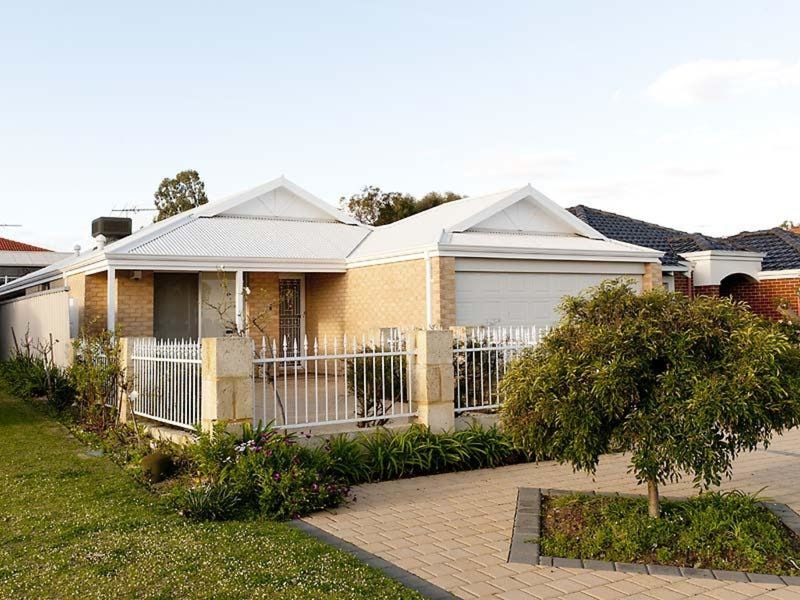 64 Ellersdale Avenue, Warwick, WA 6024