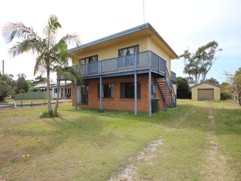 21 Creek Street, Hat Head, NSW 2440